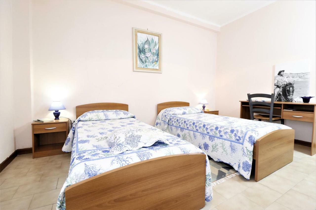 Dune Buggy Bed and Breakfast Cagliari Exterior foto